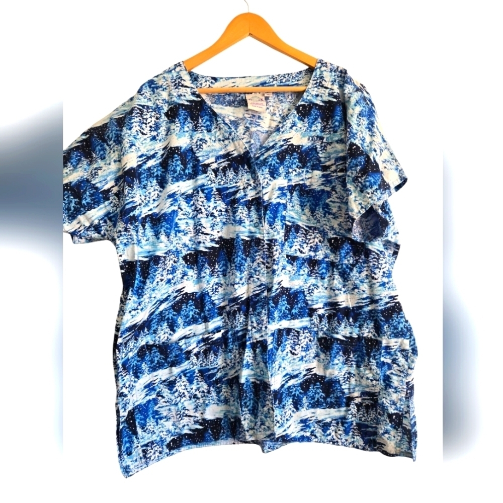 Smart Scrubs Winter Trees Button Down Scrub Top Size XL